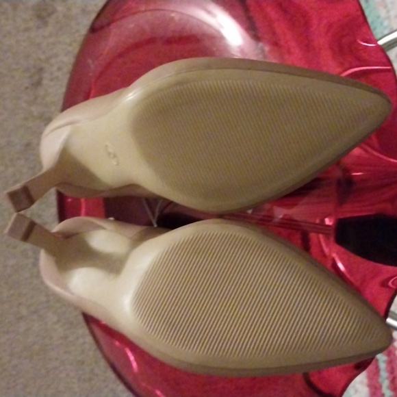 Women's shoes - Picture 2 of 4